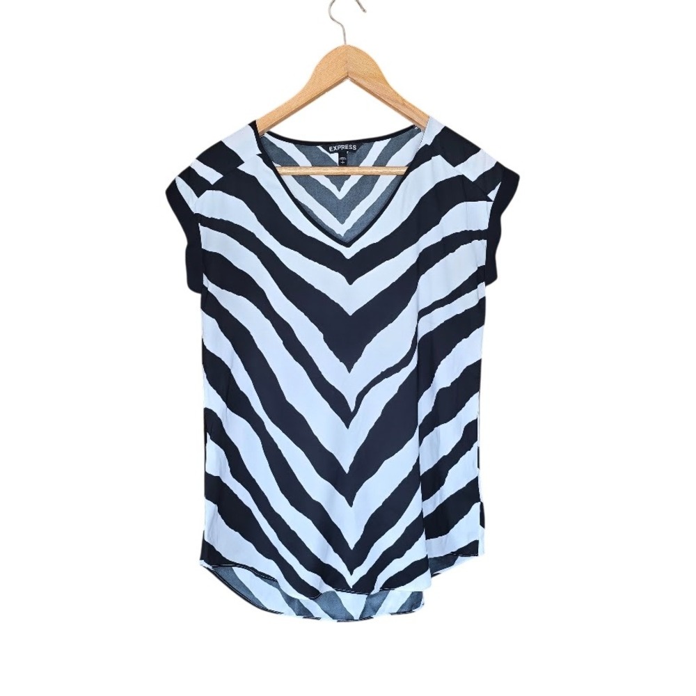 Express Black White Zebra Print V-Neck Blouse Women S Cap Sleeve Bold Chic Sheer